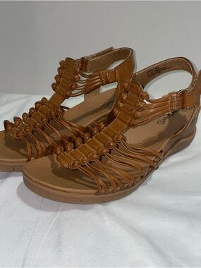 BareTraps Carrie Casual Braided T-Strap Wedge Sandals